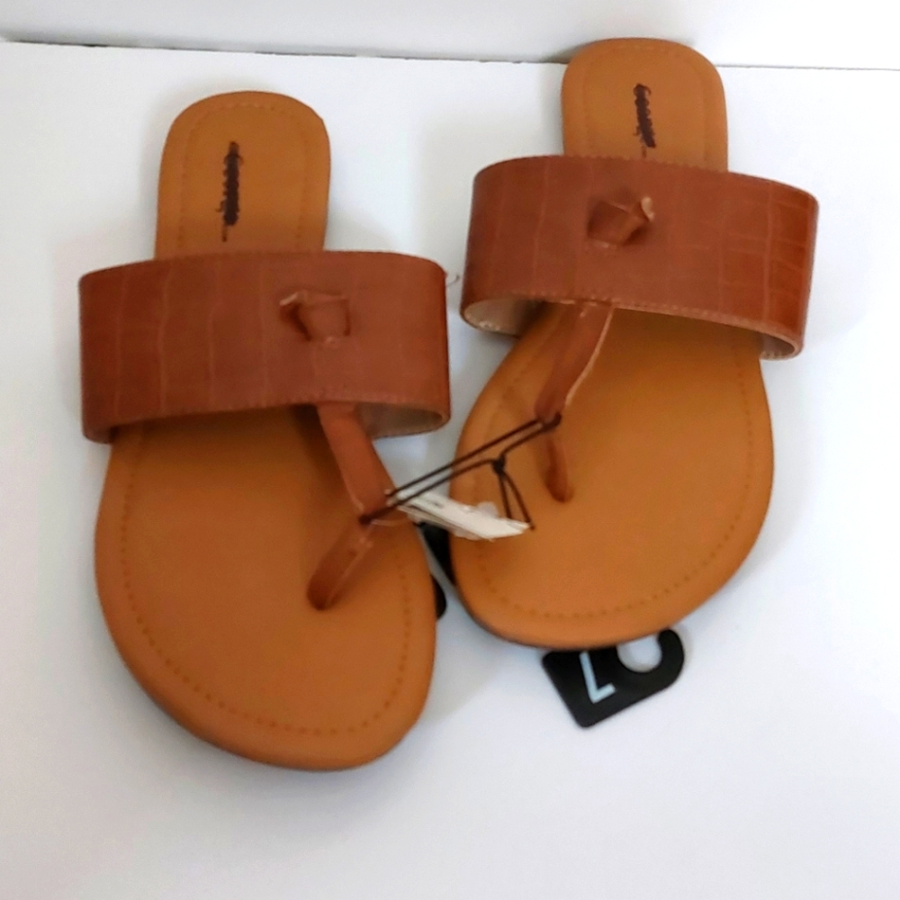 ✌️SALE Brown Leather Sandals With Faux Croc-embosed Design